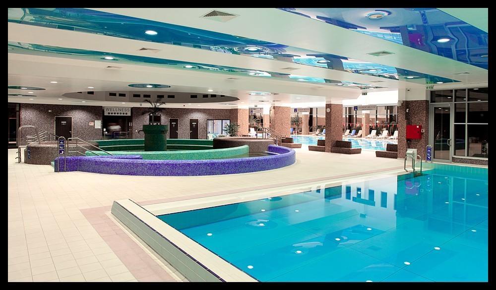 Sarkany Apartman, Sarkany Wellness Es Gyogyfuerdo Nyirbator Exterior photo